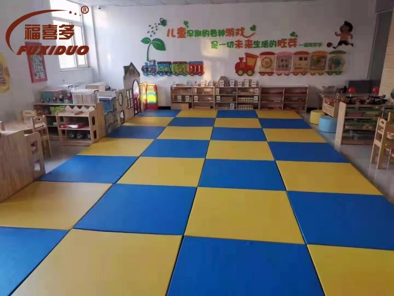 幼兒園教室軟包地墊